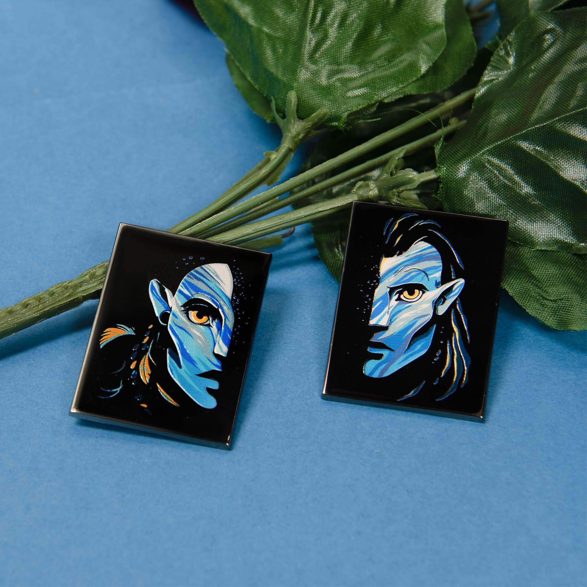 Avatar 2 Neytiri & Jake Sully Pin Set - Jewelry Brands Shop