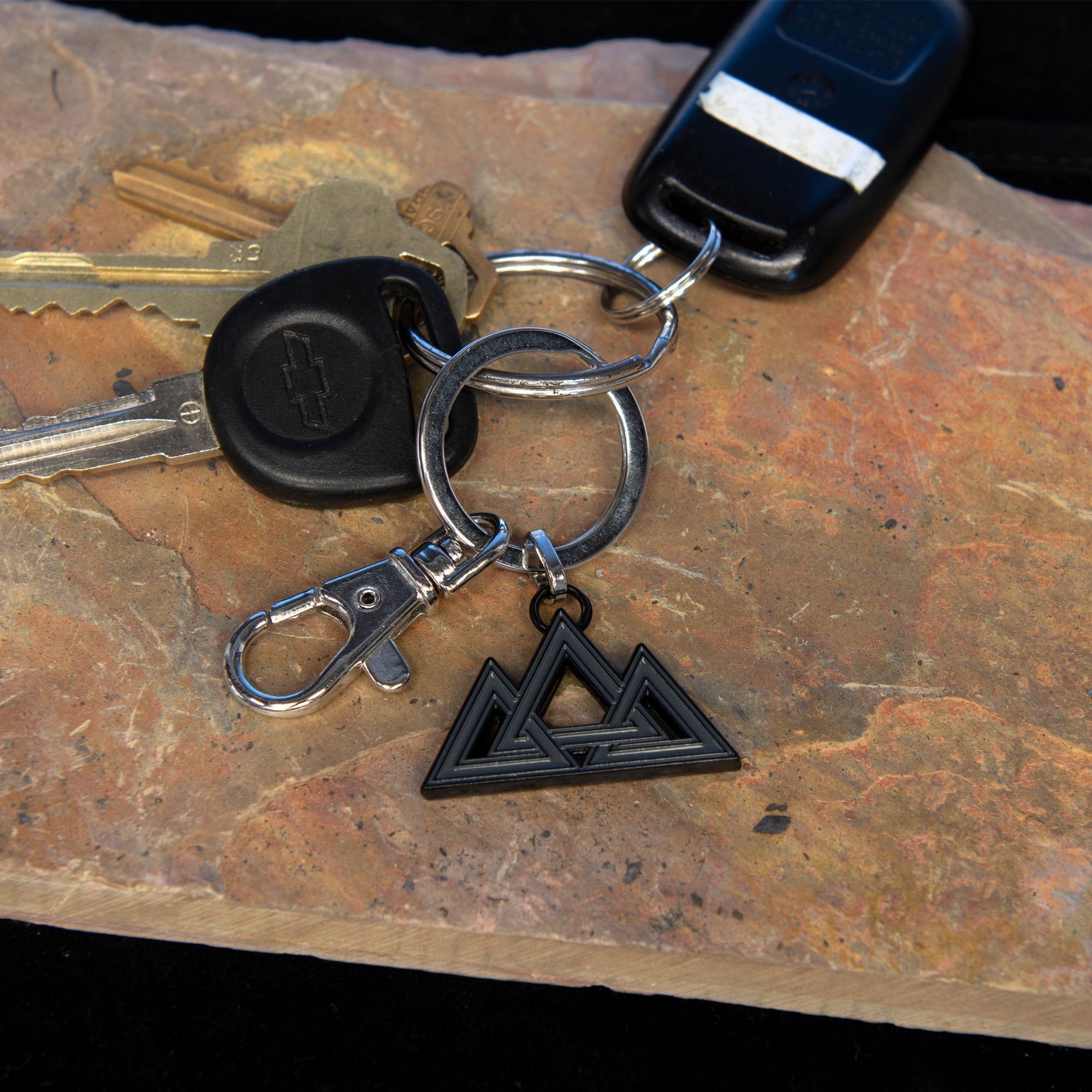 DC Comics Black Adam Triple Triangle Keychain - Jewelry Brands Shop