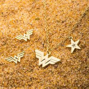 DC Comics Wonder Woman Stud Earrings & Pendant Necklace Set - Jewelry Brands Shop