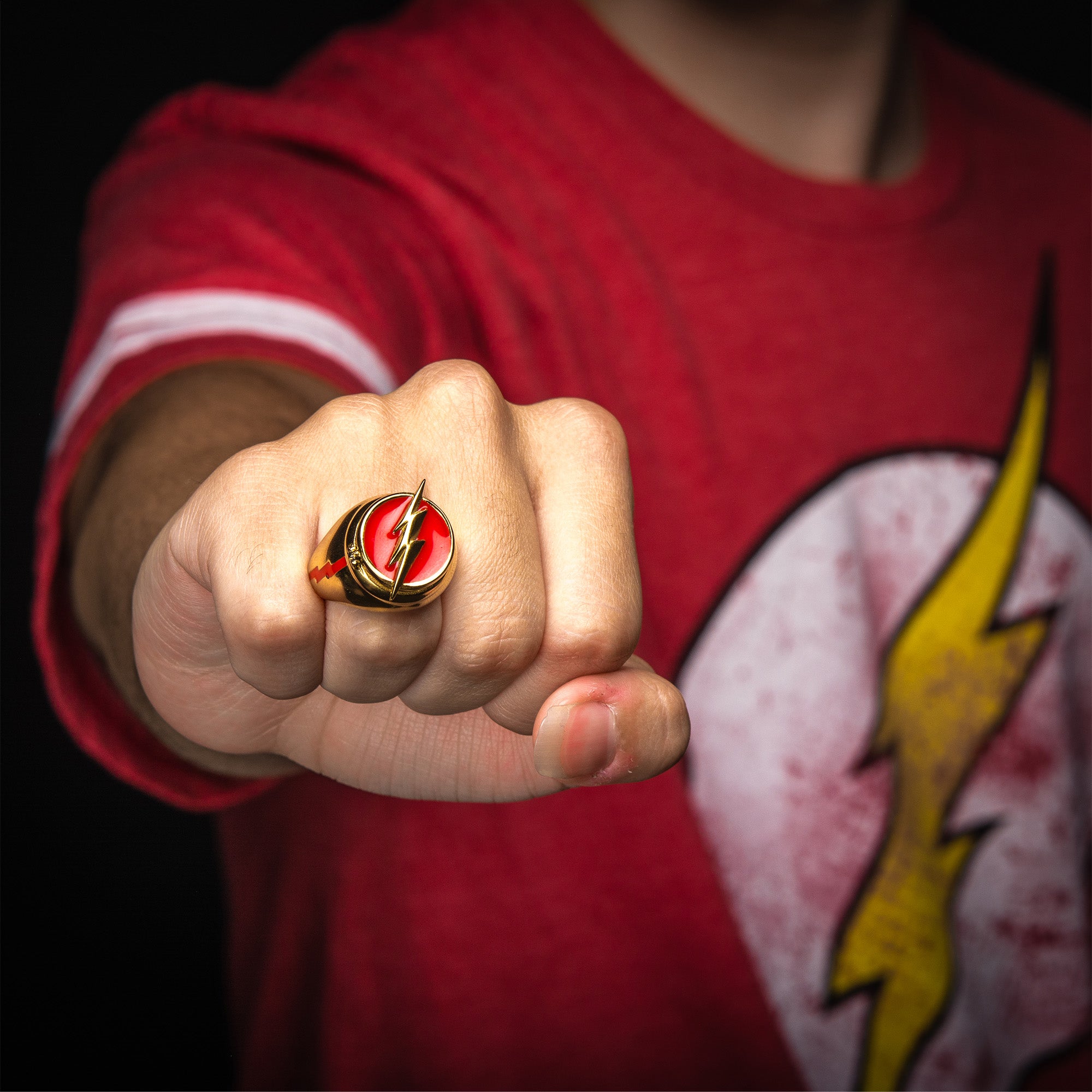 DC Comics Flash Ring with Costume Flip Lid Ring