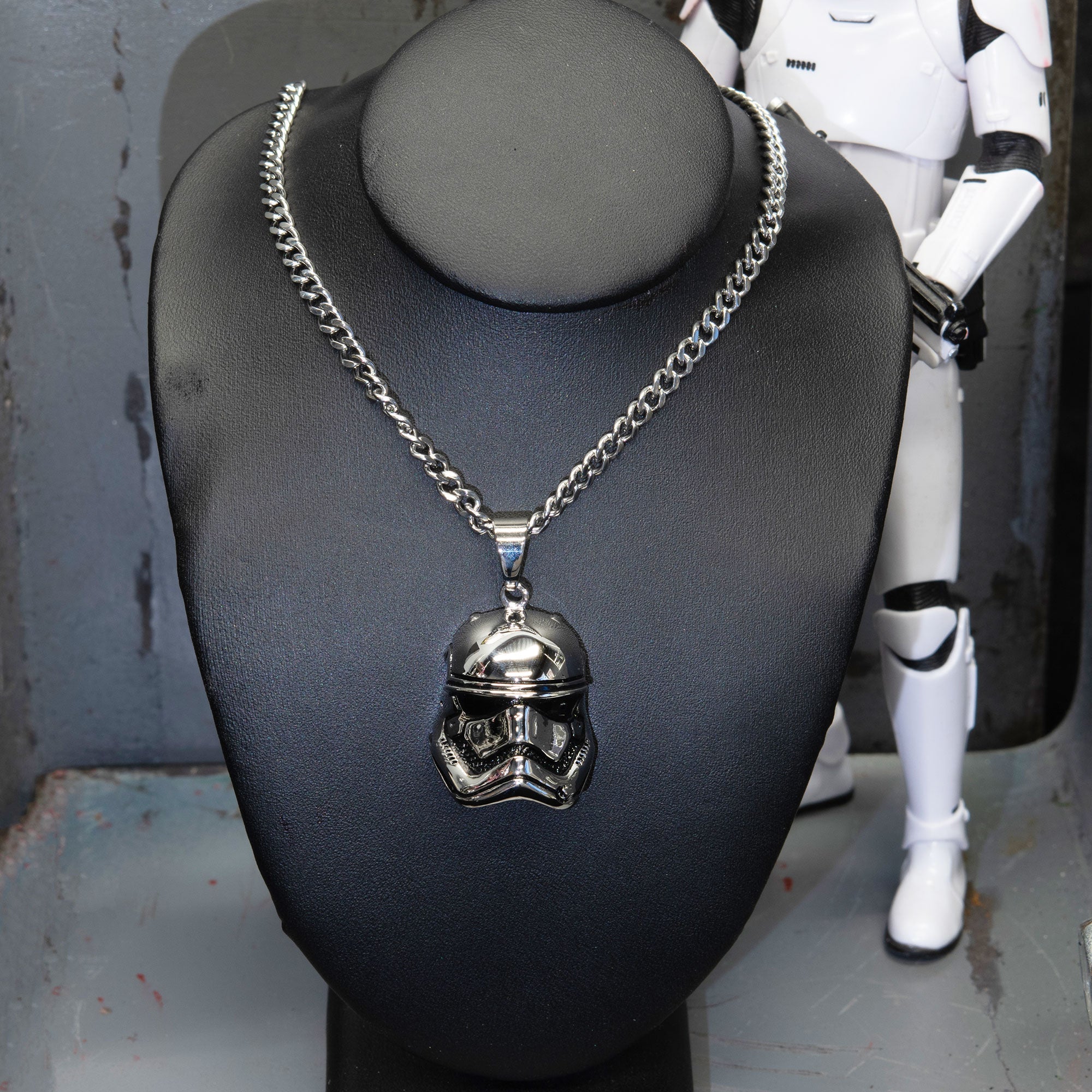 Star Wars Episode 7 3D Stormtrooper Pendant Necklace - Jewelry Brands Shop